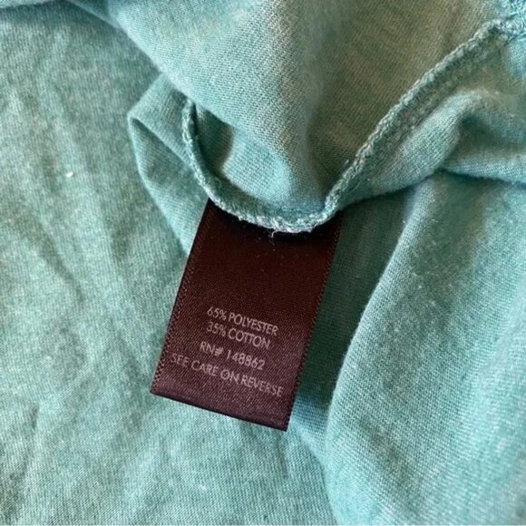 💖SALE💖 TORRID GREEN CLASSIC FIT V-NECK LONG SLEEVE TOP BASIC CASUAL NORMCORE - Picture 3 of 6